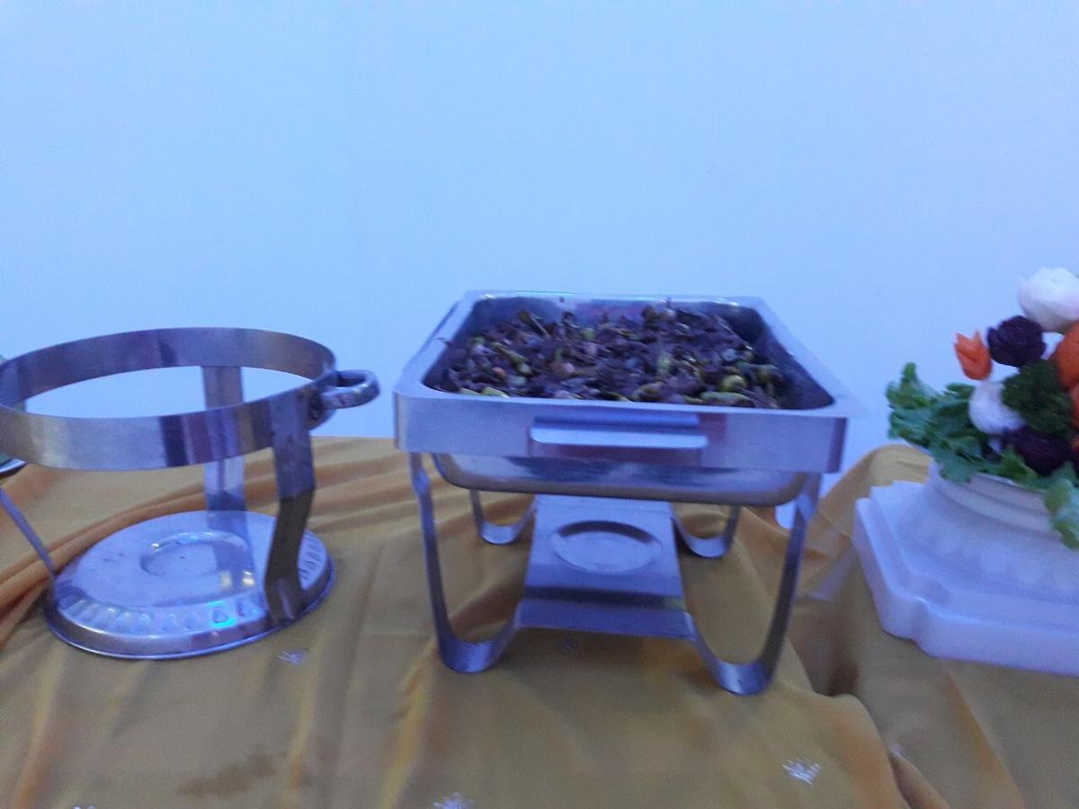 Angunakolapelessa Avanya Hotel And Reception Hall מראה חיצוני תמונה